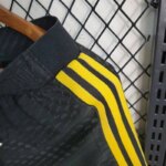 Mens Juventus 2023/24 Home Shorts 5