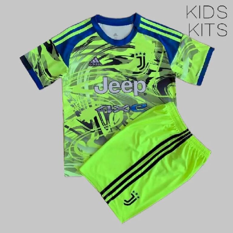 Kids Juventus 2022/23 Kit