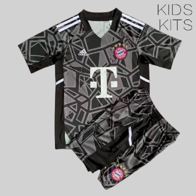 Kids Bayern Munich 2022/23 Goalkeeper Kit