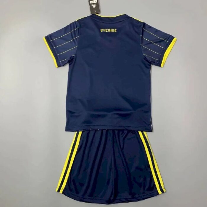 Kids Sweden 2021 Away Kit 1