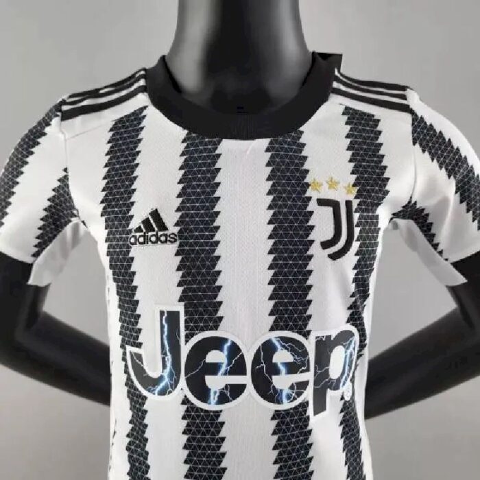 Kids Juventus 2022/23 Home Kit 3