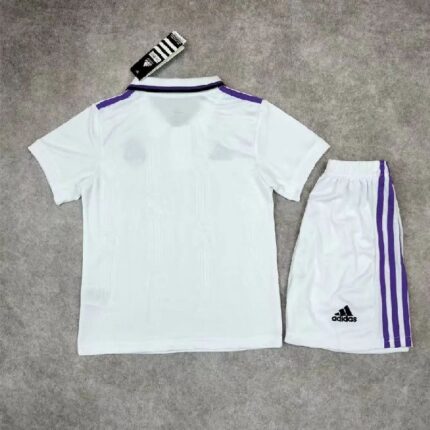 Kids Real Madrid 2022/23 Home Kit 1
