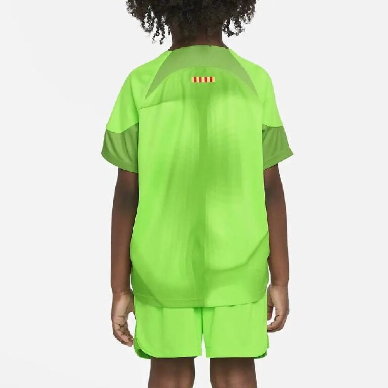 Kids Barcelona 2022/23 Goalkeeper Kit 1