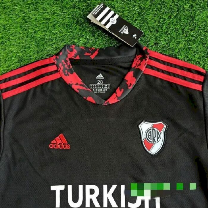 Kids River Plate 2021/22 Goalkeeper Kit 3