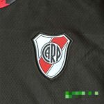 Kids River Plate 2021/22 Goalkeeper Kit 6
