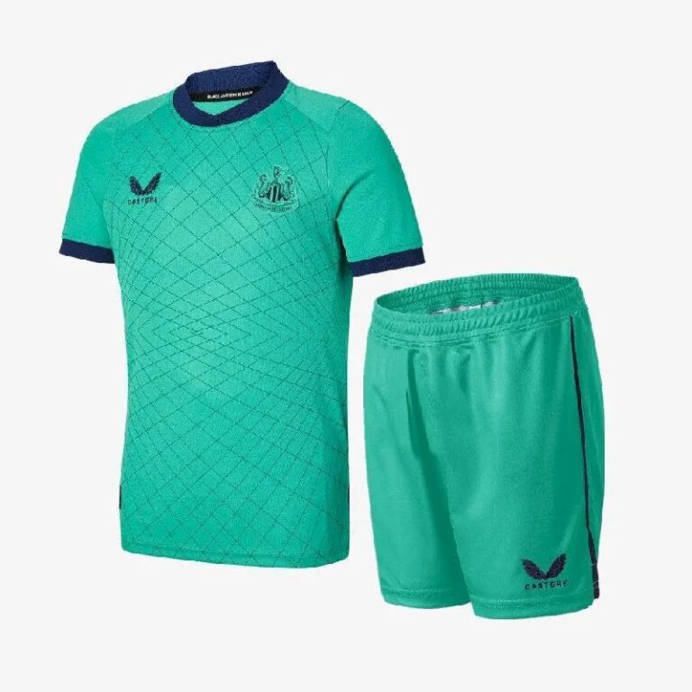 Kids Newcastle United 2021/22 Goalkeeper Kit