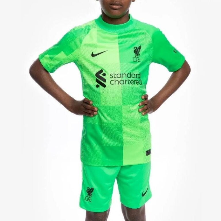 Kids Liverpool 2021/22 Goalkeeper Kit