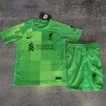 Kids Liverpool 2021/22 Goalkeeper Kit 2