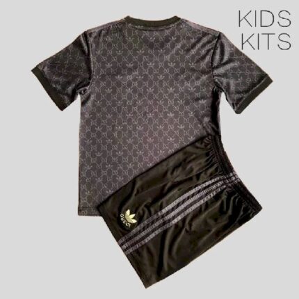 Kids Juventus 2022/23 Concept Kit 1