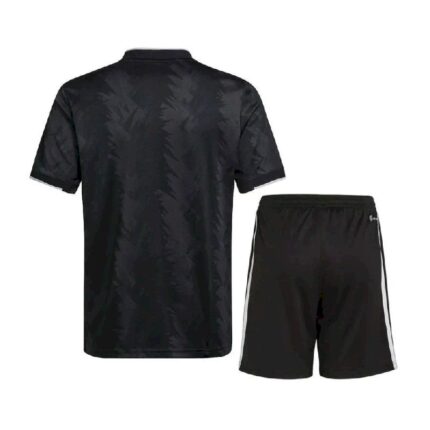 Kids Juventus 2022/23 Away Kit 1
