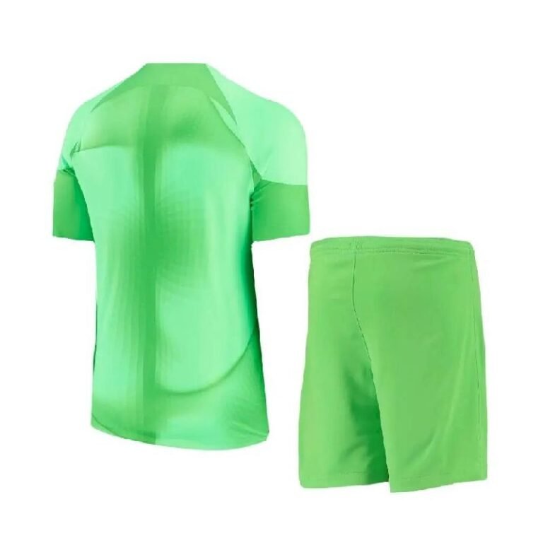 Kids Paris Saint-Germain 2022/23 Goalkeeper Kit 1