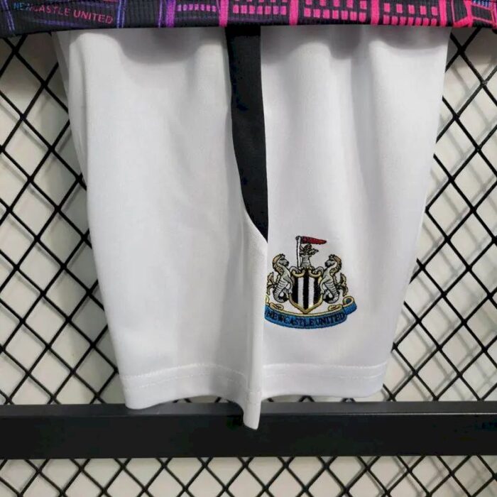 Kids Newcastle United 2023/24 Kit 4