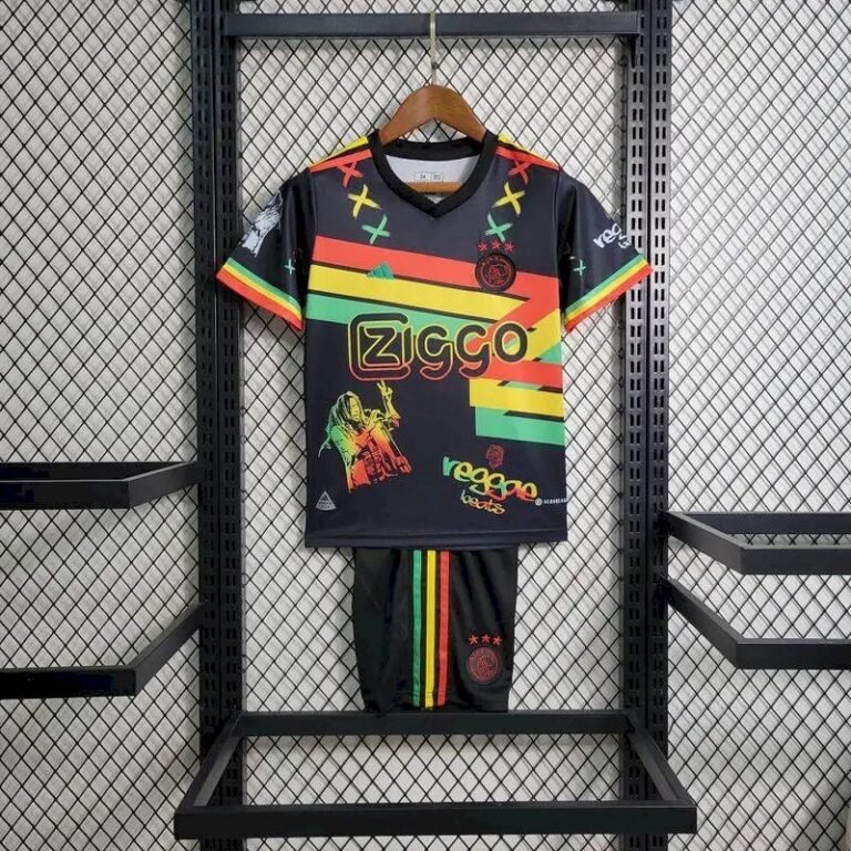 Kids Ajax 2023/24 Kit 8