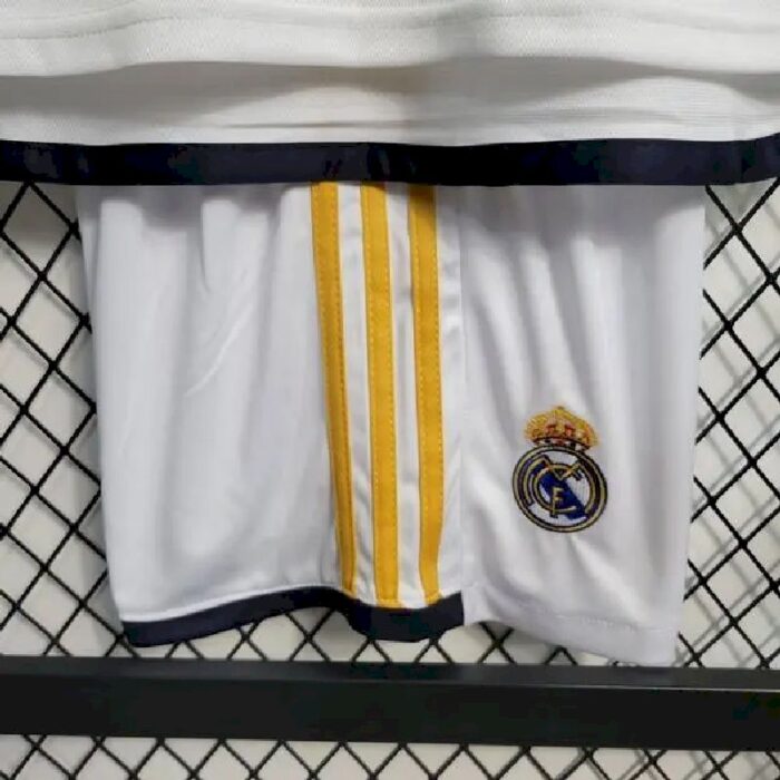 Kids Real Madrid 2023/24 Home Kit 7