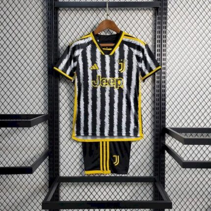 Kids Juventus 2023/24 Home Kit