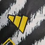 Kids Juventus 2023/24 Home Kit 8