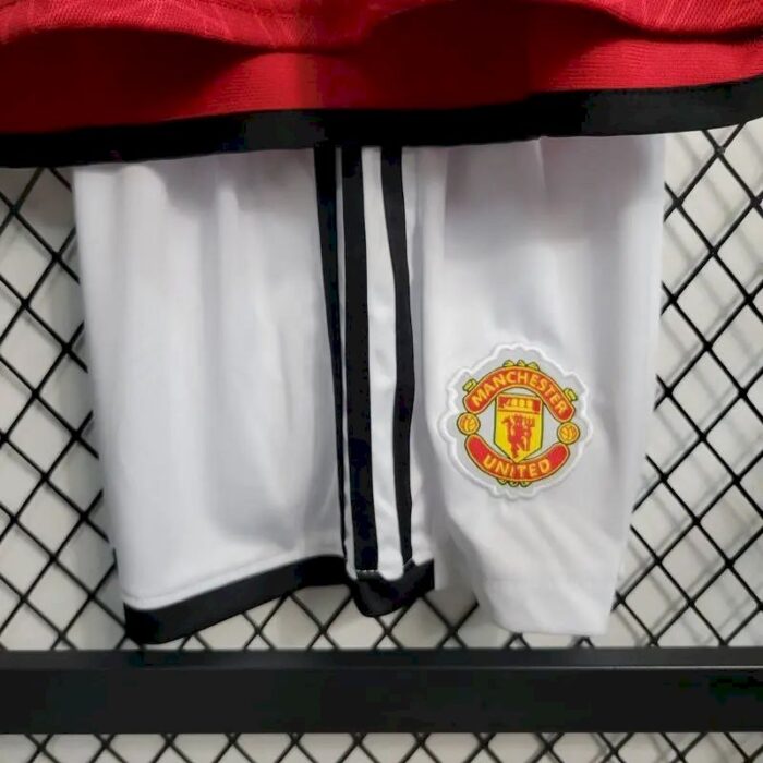 Kids Manchester United 2023/24 Home Kit 13