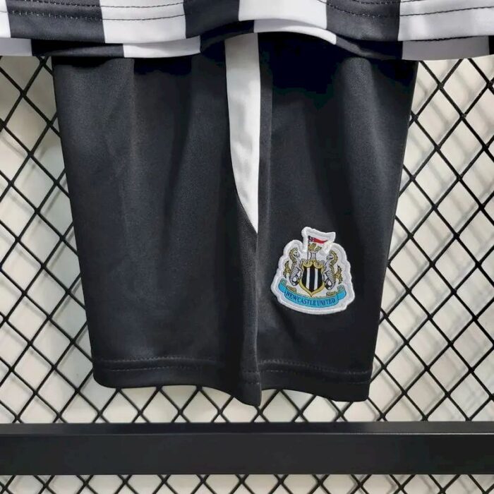 Kids Newcastle United 2023/24 Home Kit 2