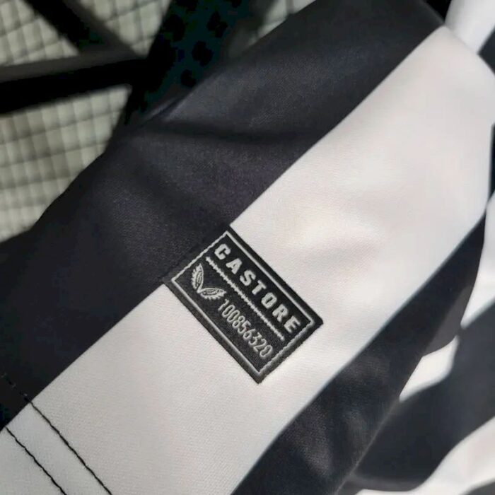 Kids Newcastle United 2023/24 Home Kit 8