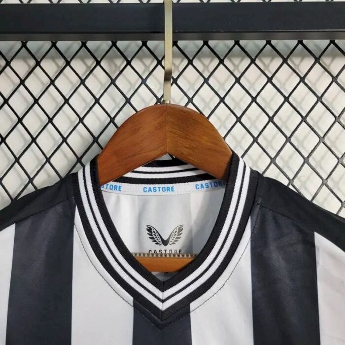 Kids Newcastle United 2023/24 Home Kit 9