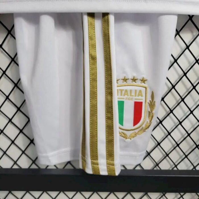 Kids Italy 2023/24 125th Commemorative Edition Kit 11