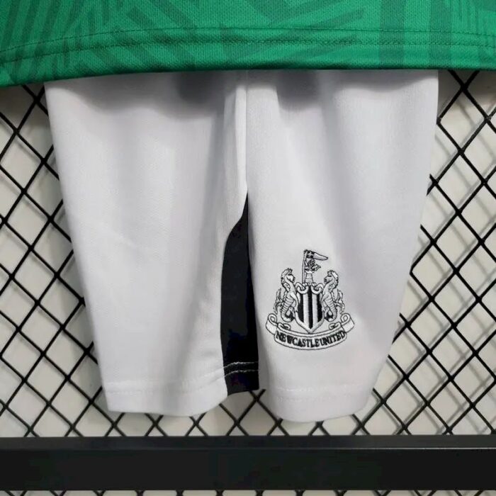 Kids Newcastle United 2023/24 Away Kit 8
