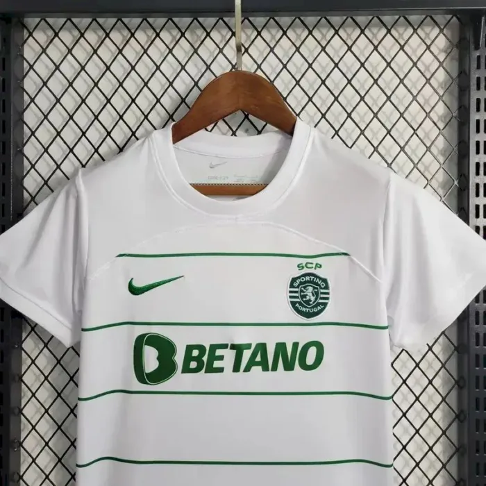 Kids Sporting CP 2023/24 Away Kit 1
