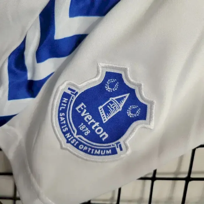 Kids Everton 2023/24 Home Kit 5