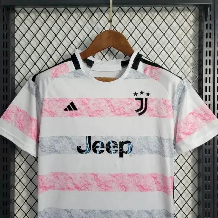 Kids Juventus 2023/24 Away Kit 1