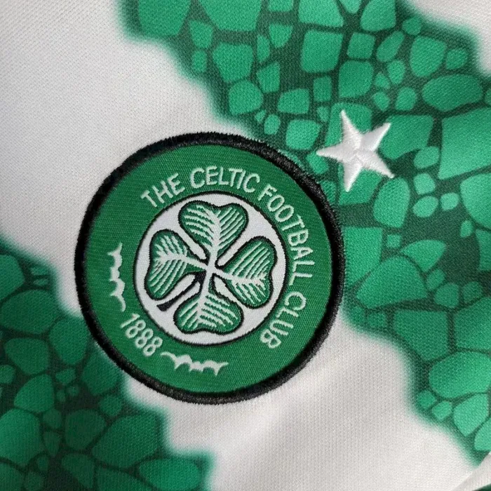 Kids Celtic 2023/24 Home Kit 2