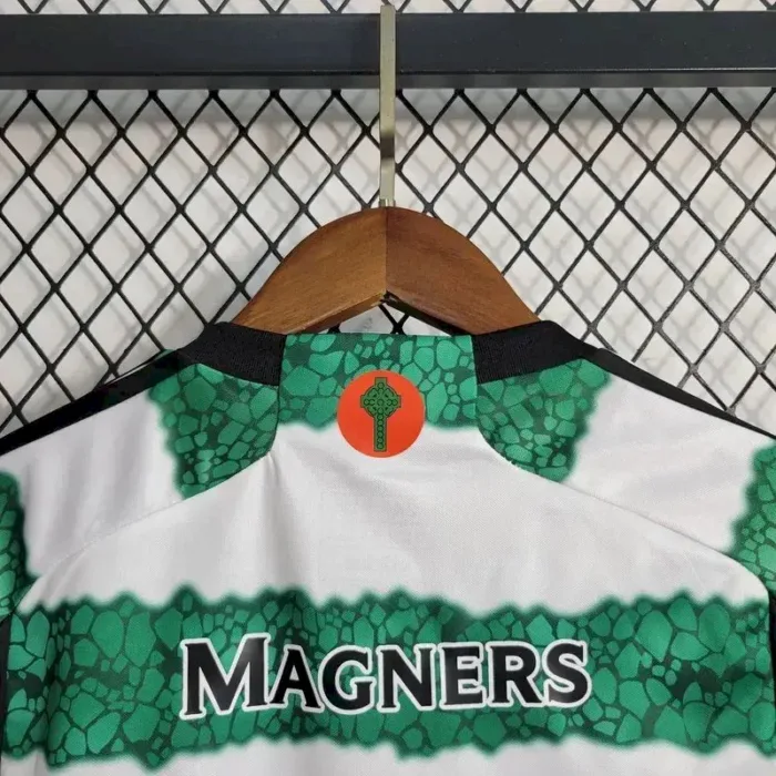 Kids Celtic 2023/24 Home Kit 5