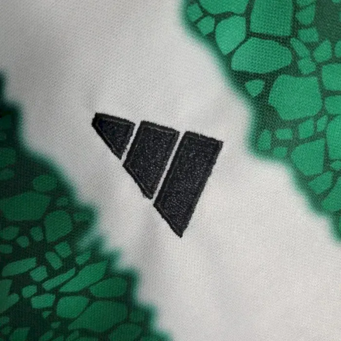 Kids Celtic 2023/24 Home Kit 6