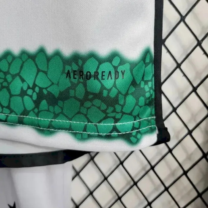 Kids Celtic 2023/24 Home Kit 11