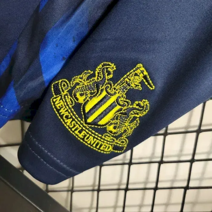 Kids Newcastle United 2023/24 Third Kit 11