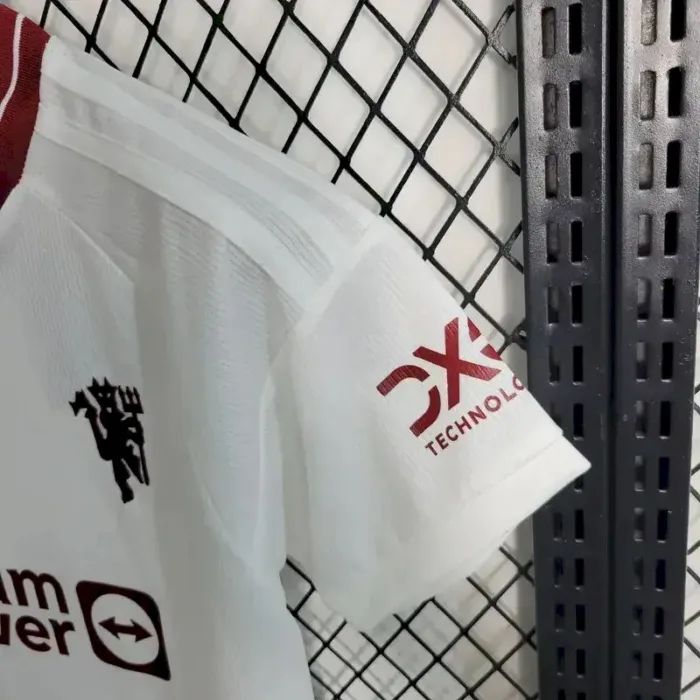 Kids Manchester United 2023/24 Third Kit 4
