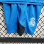 Kids Real Madrid 2023/24 Goalkeeper Kit 10