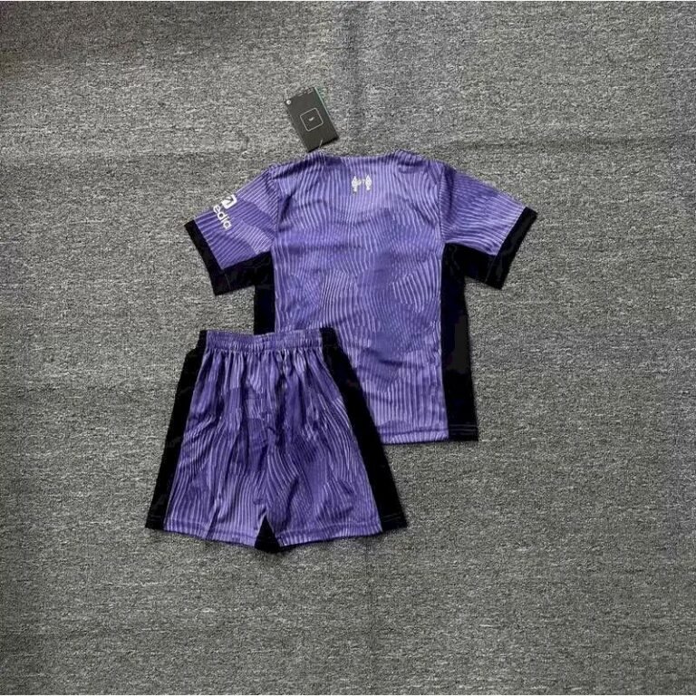 Kids Liverpool 2023/24 Third Kit 1