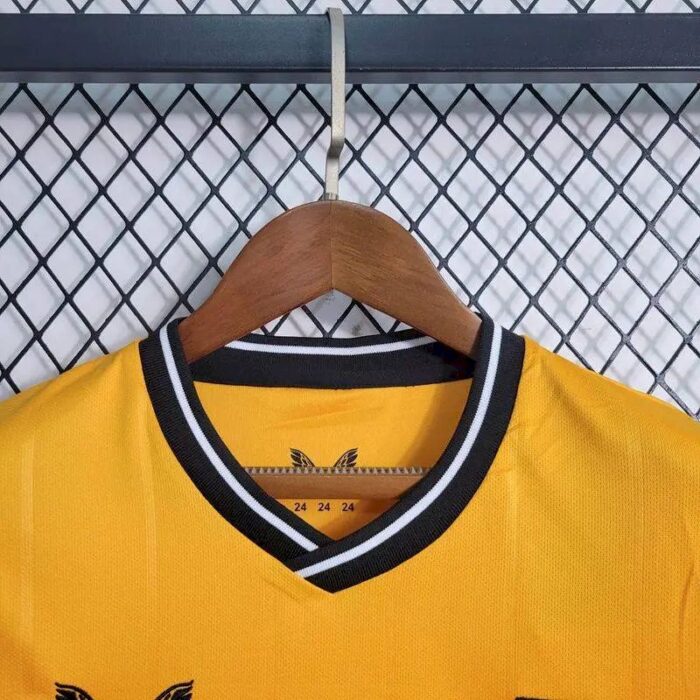 Kids Wolves 2023/24 Home Kit 3