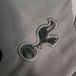 Kids Tottenham Hotspur 2023/24 Third Kit 8