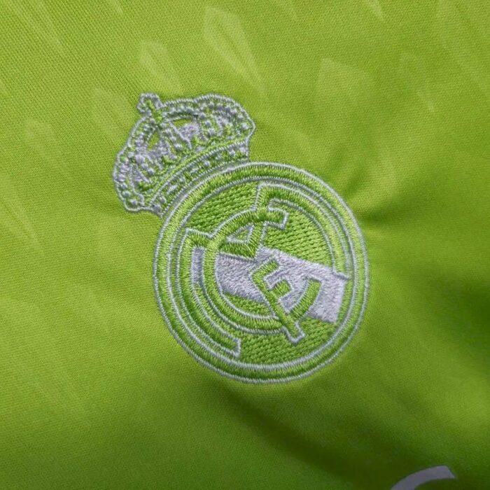 Kids Real Madrid 2023/24 Goalkeeper Kit 4