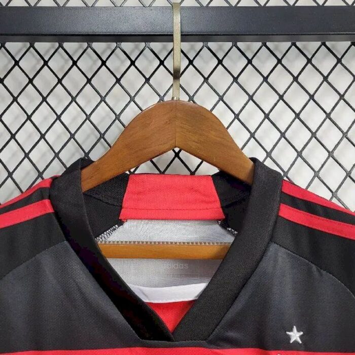 Kids Flamengo 2024/25 Home Kit 6