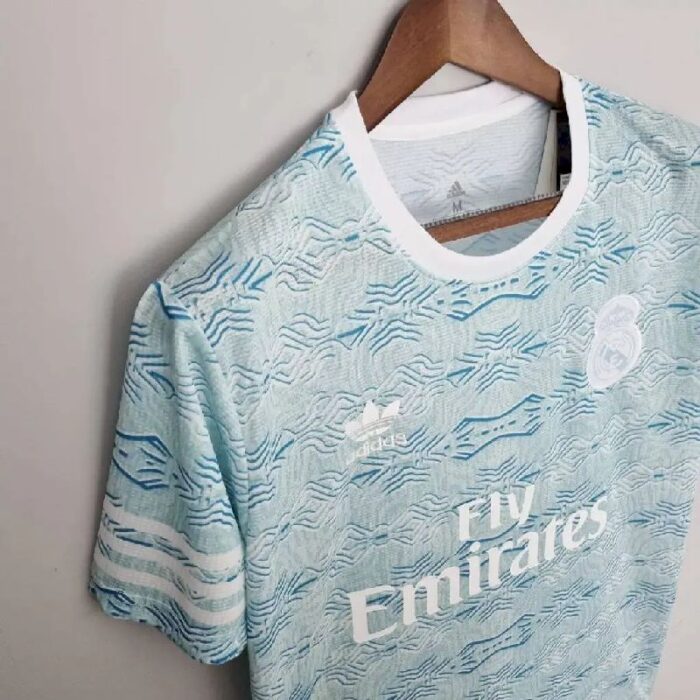 Mens Real Madrid 2022/23 Jersey 4