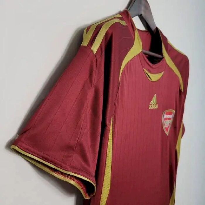 Mens Arsenal 2021/22 Jersey 5
