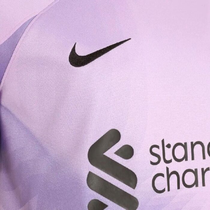 Mens Liverpool 2022/23 Goalkeeper Jersey 6