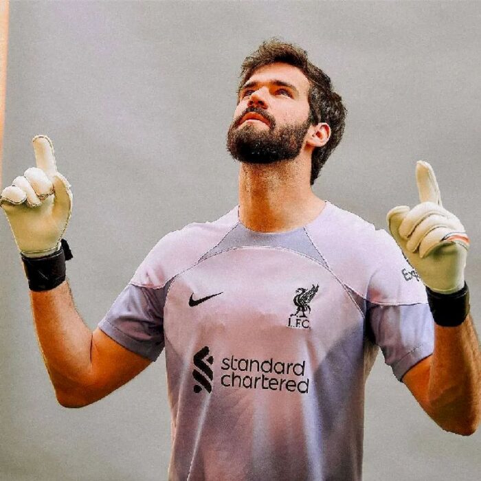 Mens Liverpool 2022/23 Goalkeeper Jersey 7