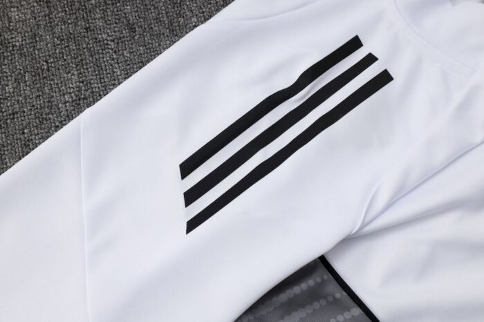 Mens Real Madrid 2025/26 Tracksuit 815 8