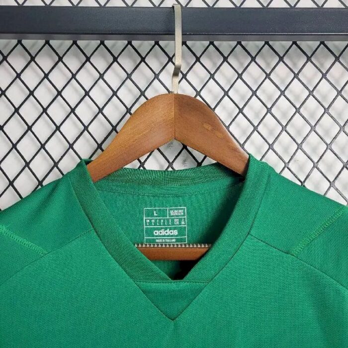 Mens Manchester United 2023/24 Pre-Match Jersey 8