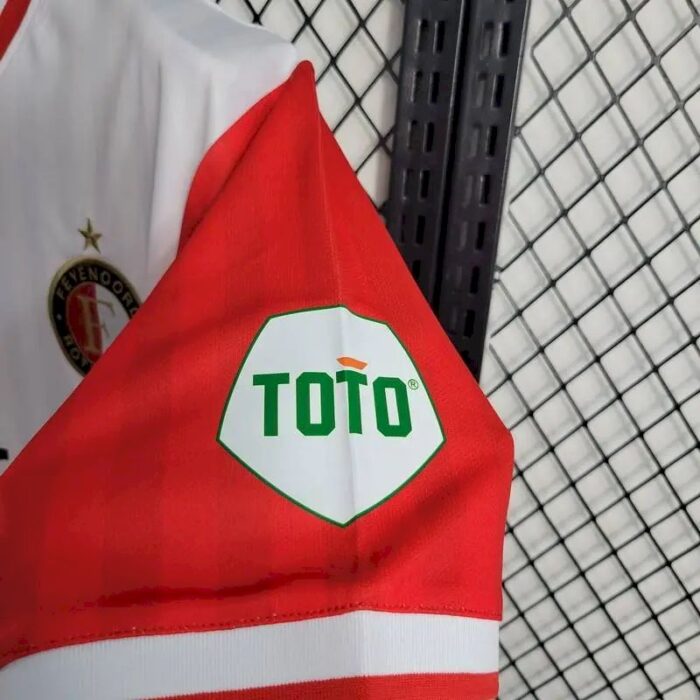 Mens Feyenoord 2023/24 Home Jersey 9