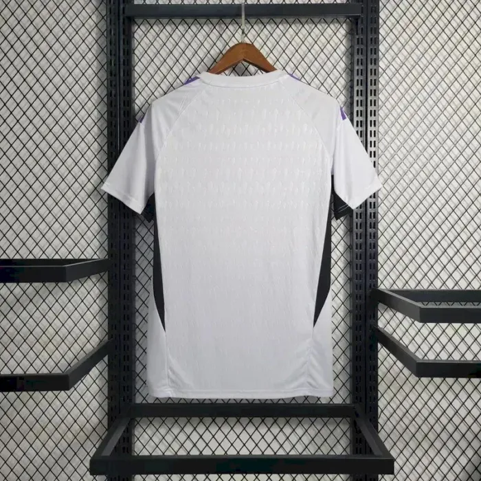 Mens Real Madrid 2023/24 Goalkeeper Jersey 2