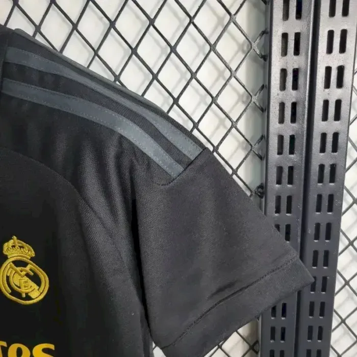 Womens Real Madrid 2023/24 Third Jersey 3